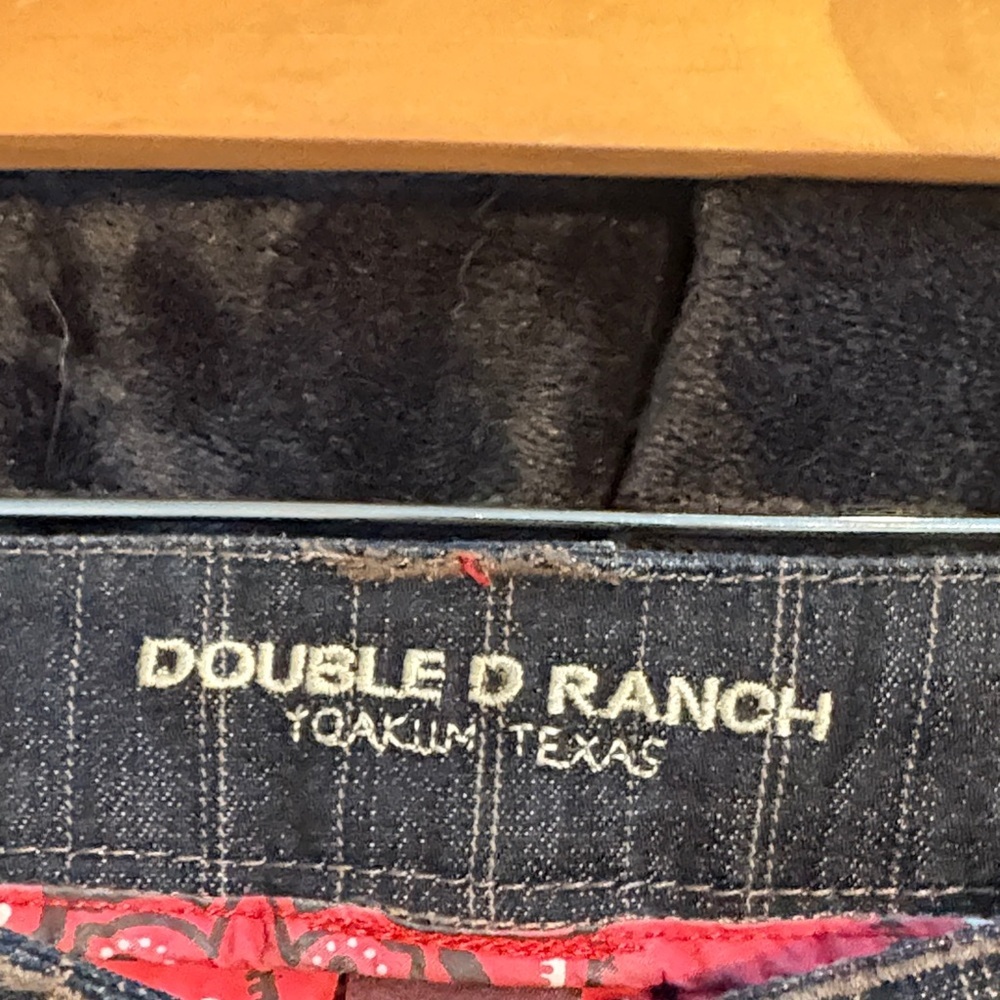 Double D Ranch Black Pinstripe Jeans. Sz 4.
Great shape! - Picture 6 of 12